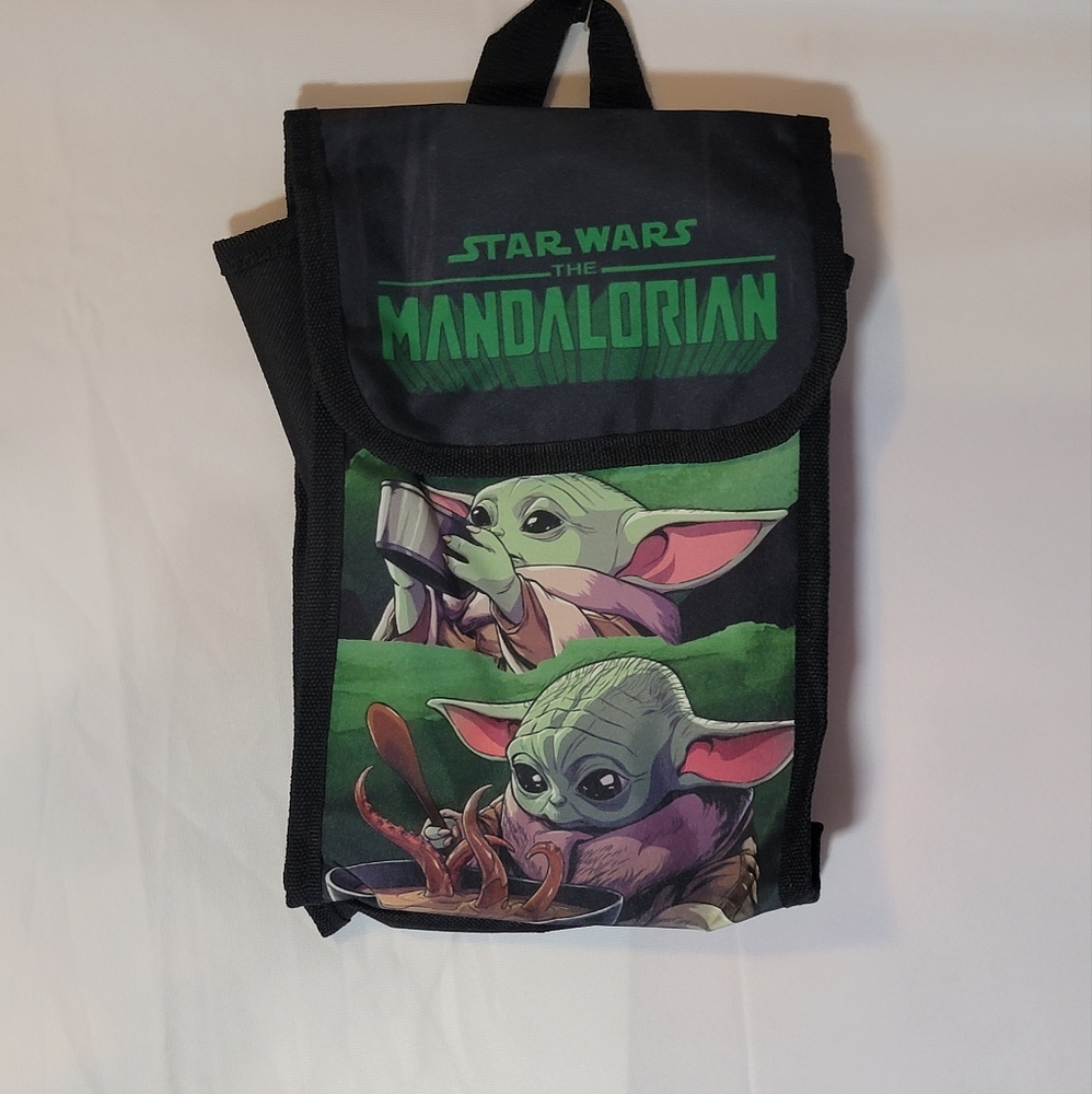 Star Wars Mandalorian Lunch Bag and Water Bottle
